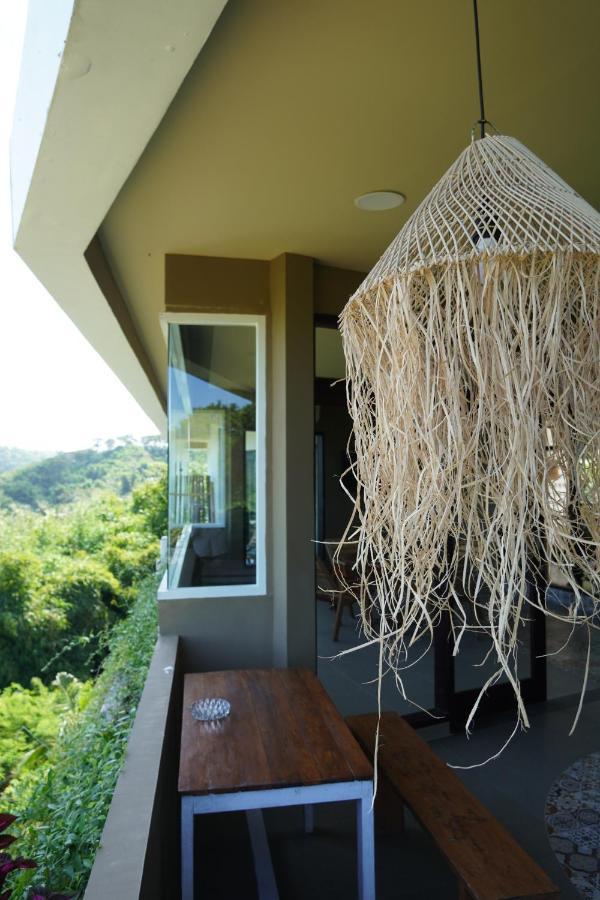 Отель Sea Hills Ocean View Kuta Kuta  Экстерьер фото