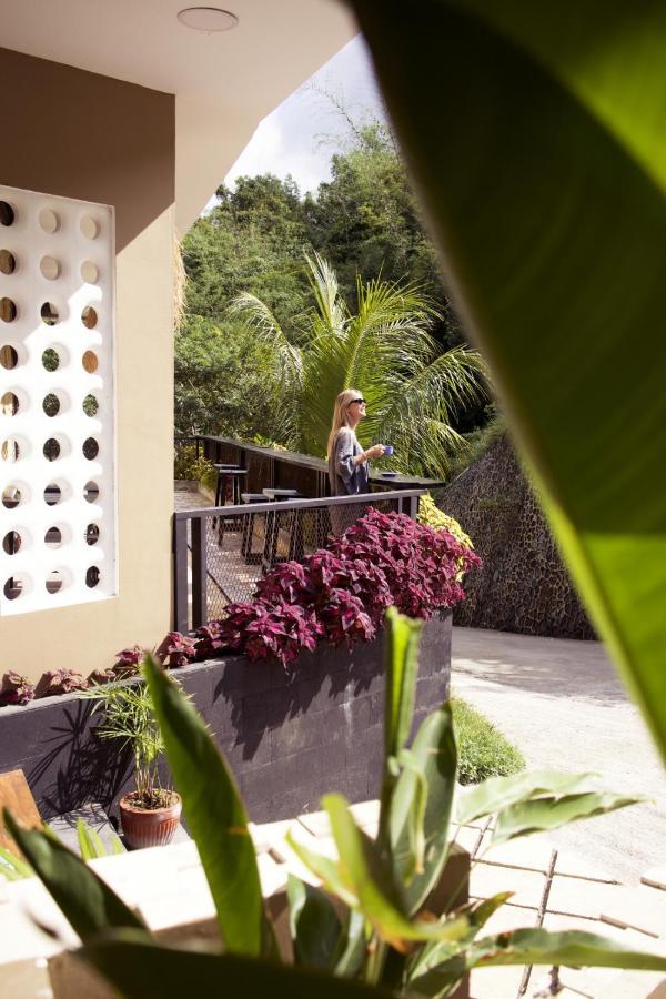 Отель Sea Hills Ocean View Kuta Kuta  Экстерьер фото