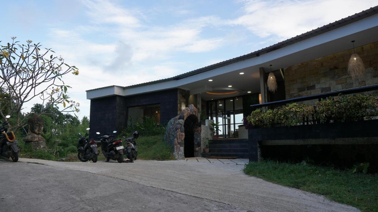 Отель Sea Hills Ocean View Kuta Kuta  Экстерьер фото