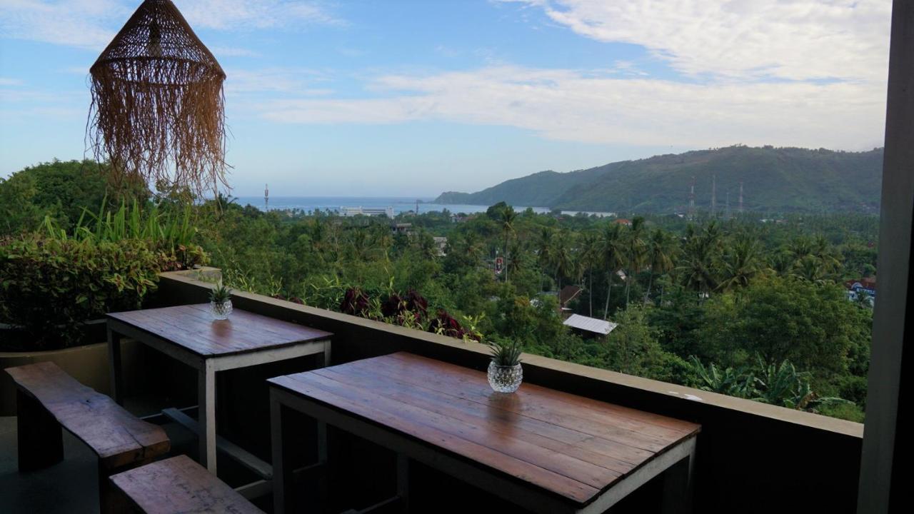Отель Sea Hills Ocean View Kuta Kuta  Экстерьер фото